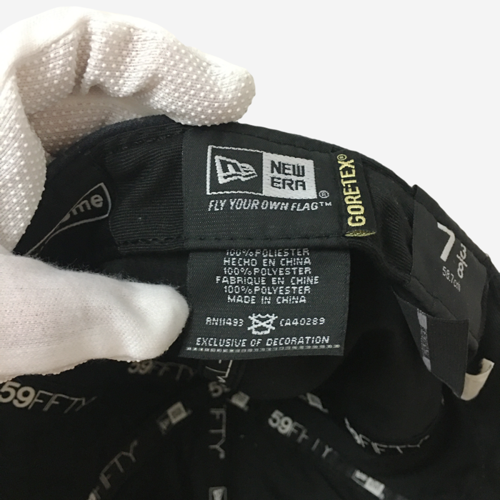 Supreme (シュプリーム) Caps — 洗濯表示タグ(正面)