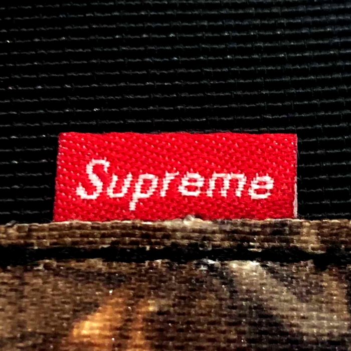 Supreme (シュプリーム) Bags — 内ラベル(正面)