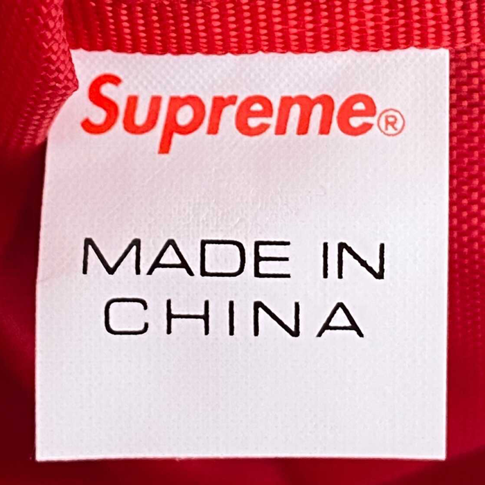 Supreme (シュプリーム) Bags — ブランドタグ(裏)