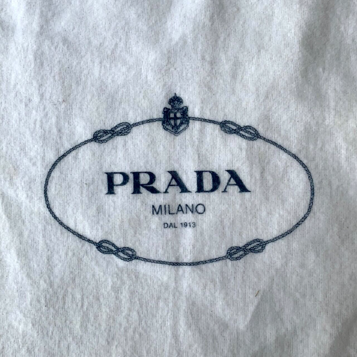 Prada (プラダ) Double Zip Lux Tote — ダストバッグ(正面)