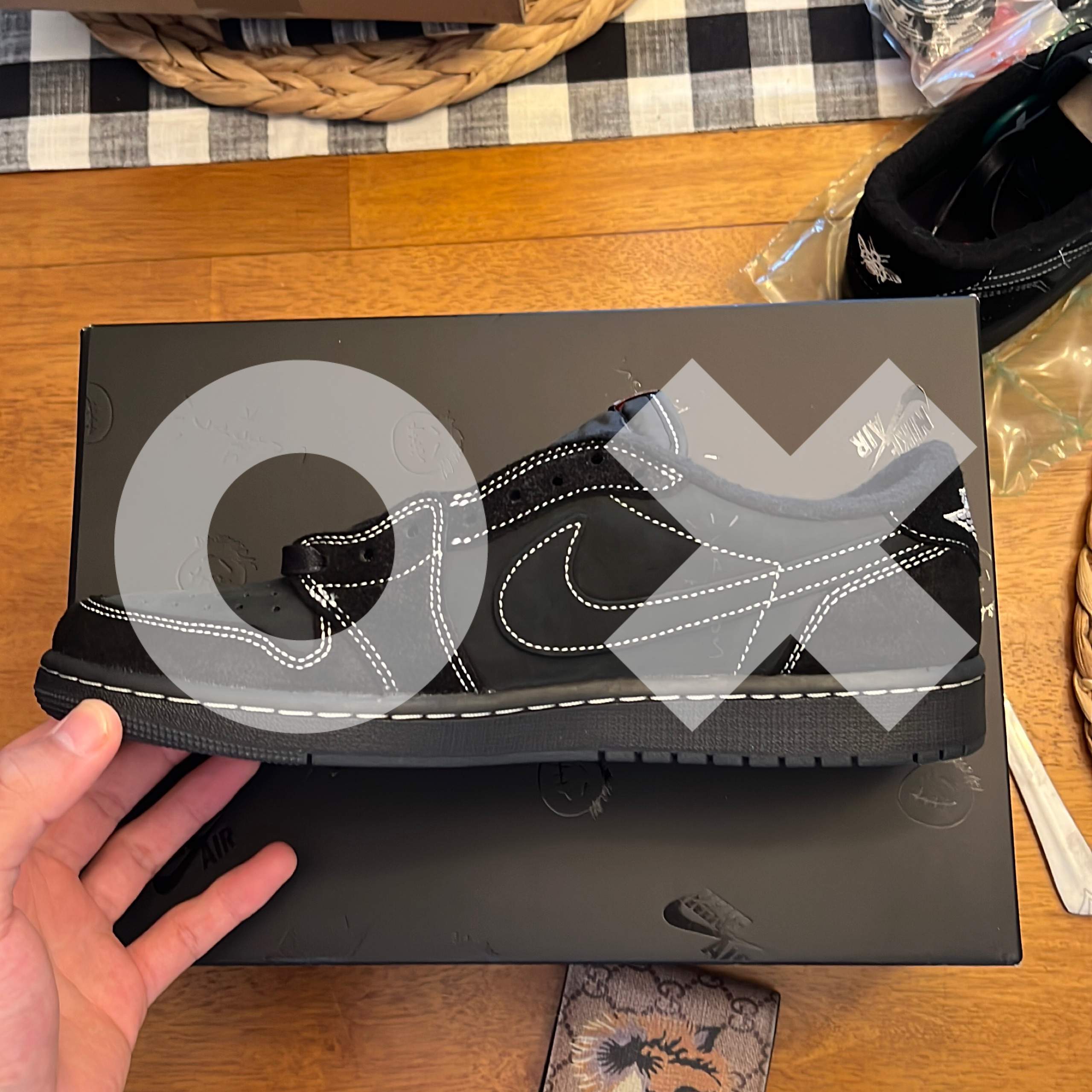 6017949122154693 Air Jordan Jordan 1 AUTHENTIC LEGIT APP
