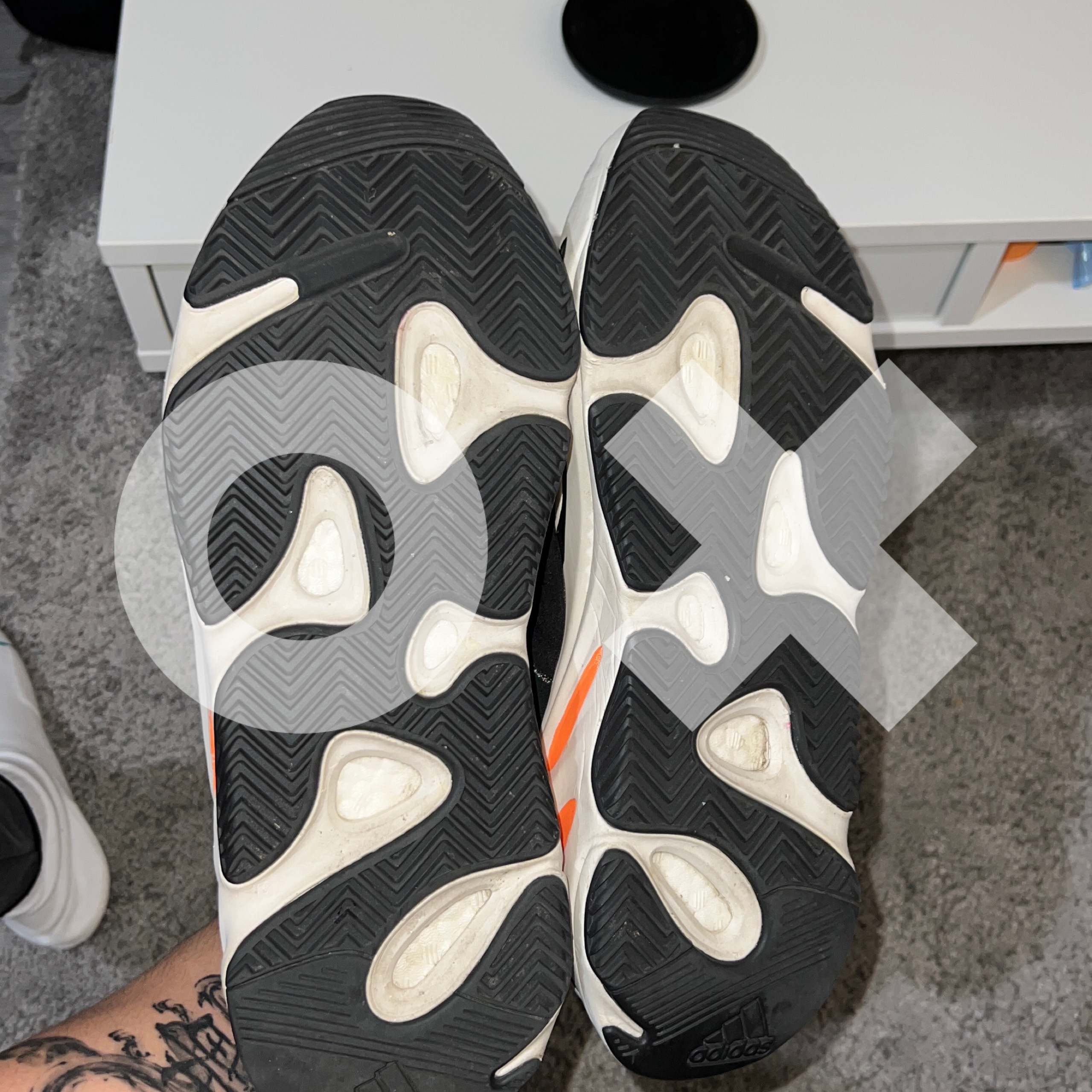 authentic yeezy 700