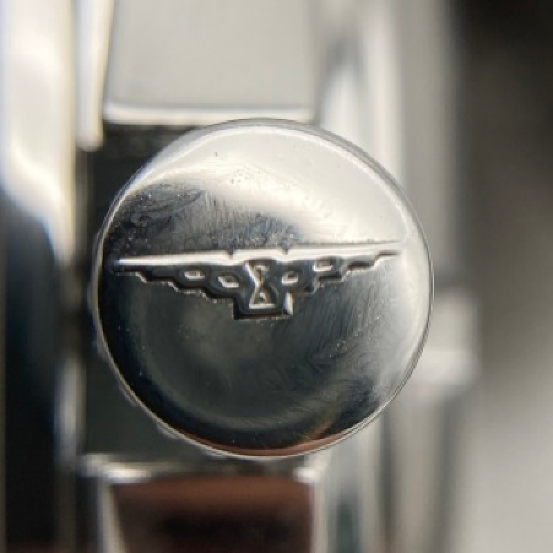 LONGINES (ロンジン) ALL — 竜頭(リューズ)の詳細