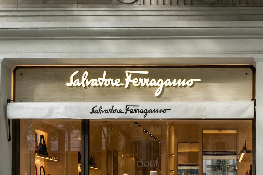 Ferragamo — LegitApp Authentication