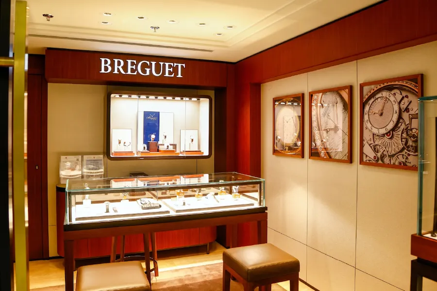 BREGUET — LegitApp Authentication