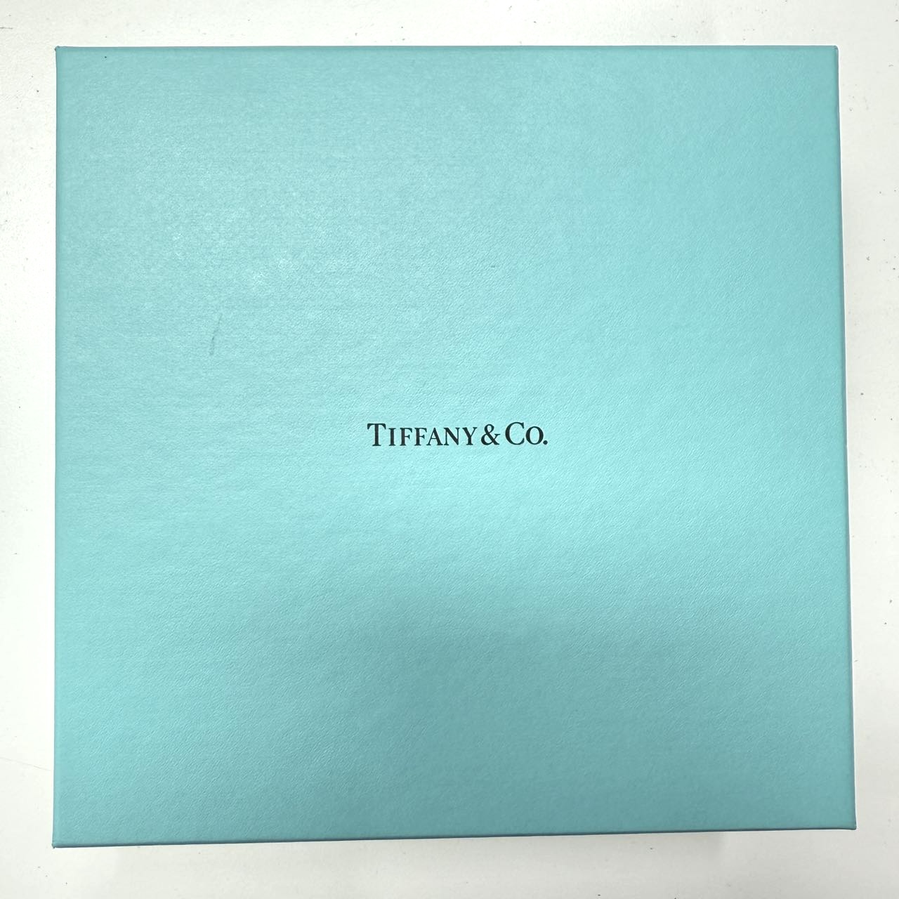 Tiffany & Co. Kubek​ — Szczegóły opakowania​ (1)