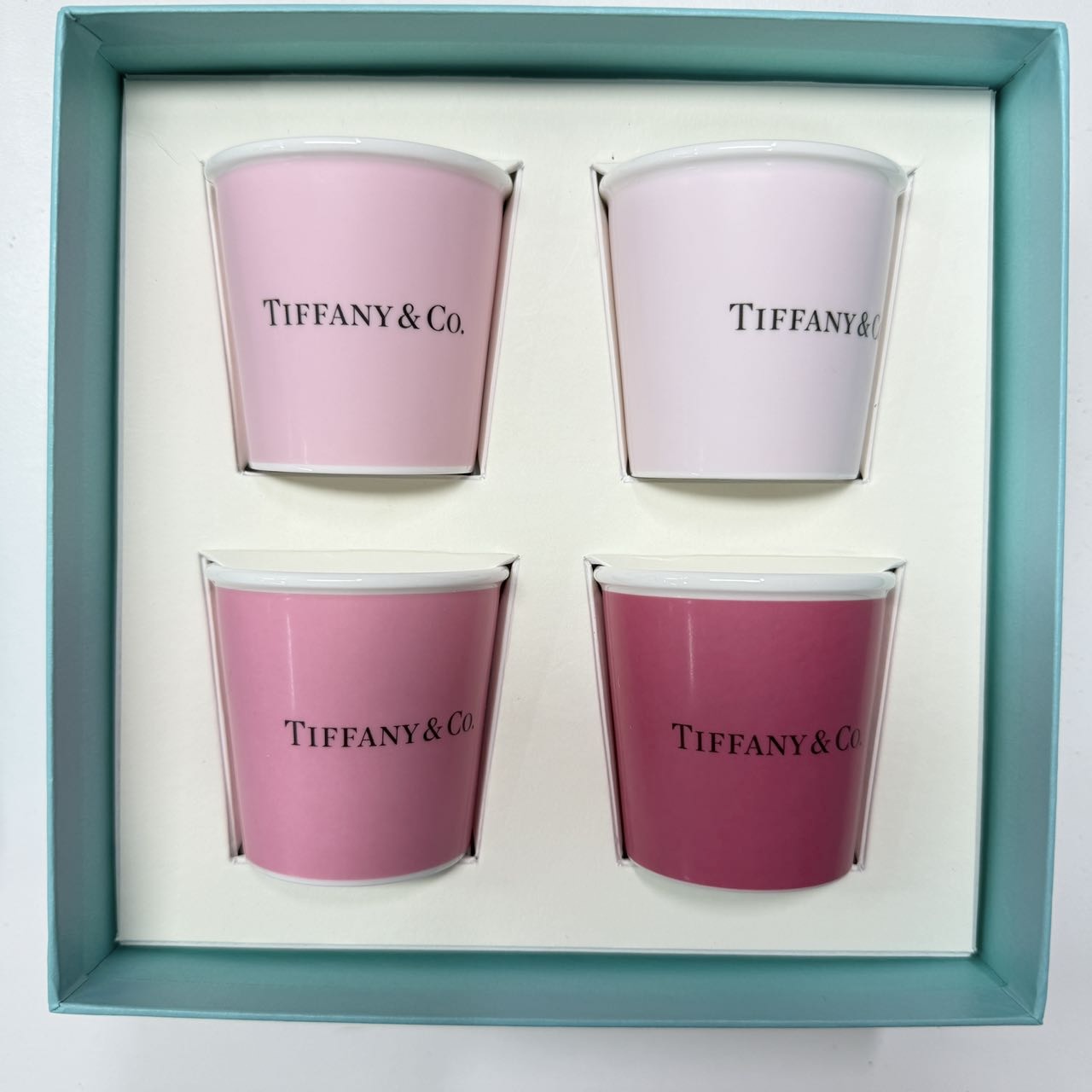 Tiffany & Co. Kubek​ — Przód