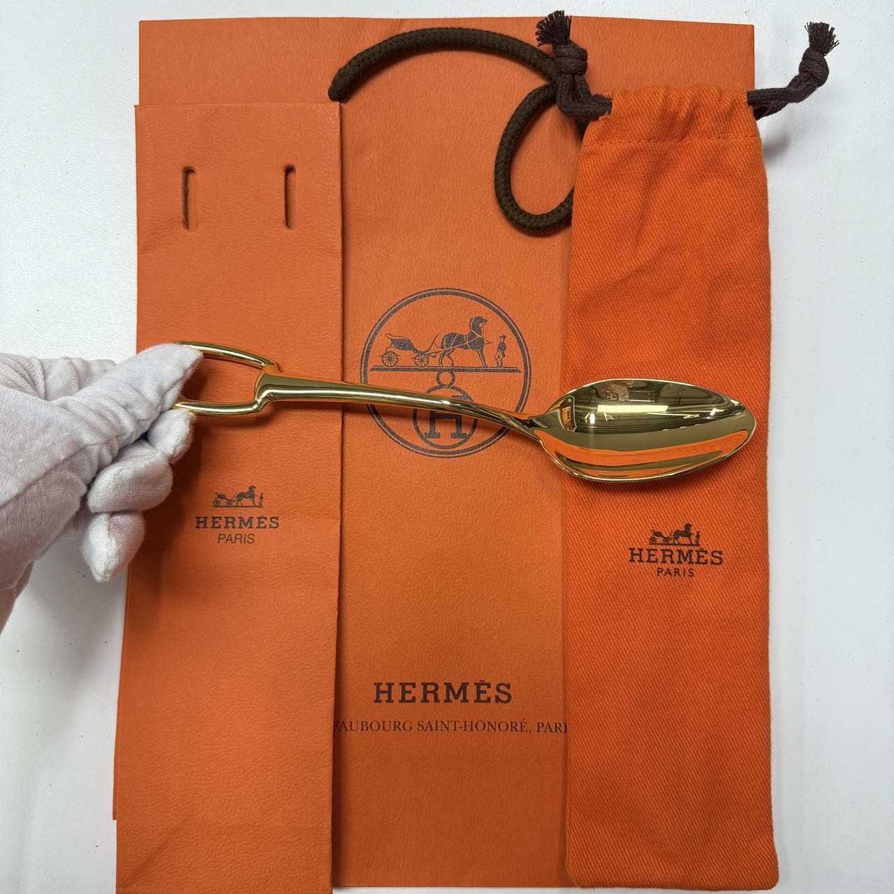 Hermes (エルメス) 食器 — 正面