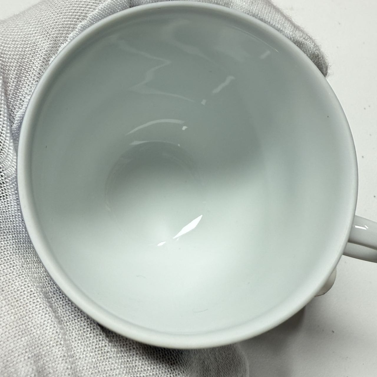 Hermes (エルメス) 食器セット — コップの内側