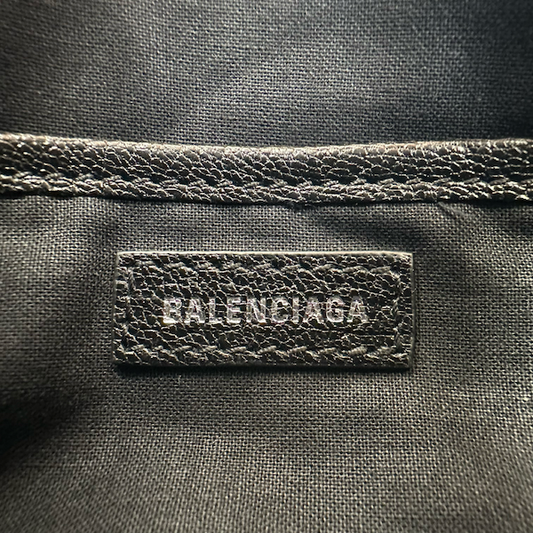 Balenciaga (バレンシアガ) City Classic Studs — 製造タグ