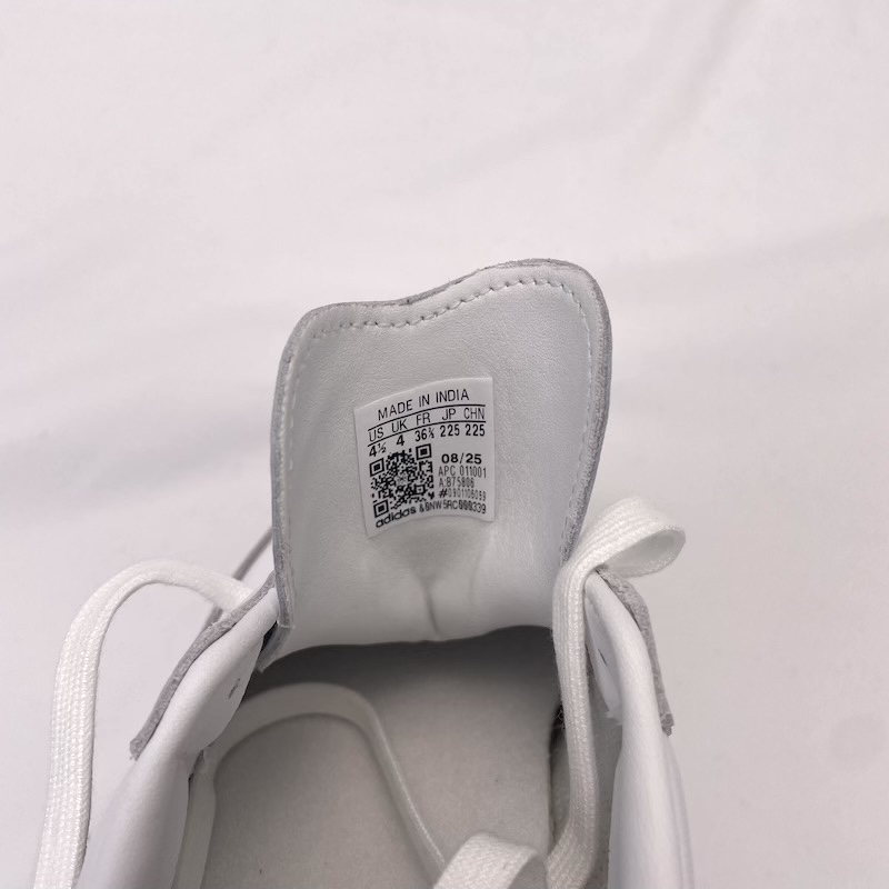 Adidas (アディダス) EQT — シュータン裏(左)