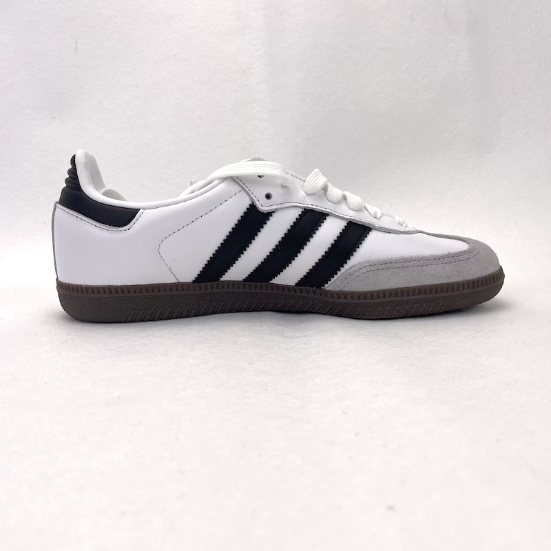 Adidas (アディダス) EQT — 外部の内側(左)