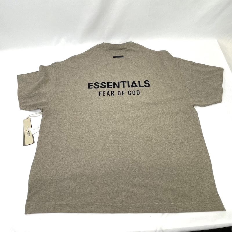 FEAR OF GOD Essentials (フィア・オブ・ゴッド エッセンシャルズ) Clothing — 外側(裏)