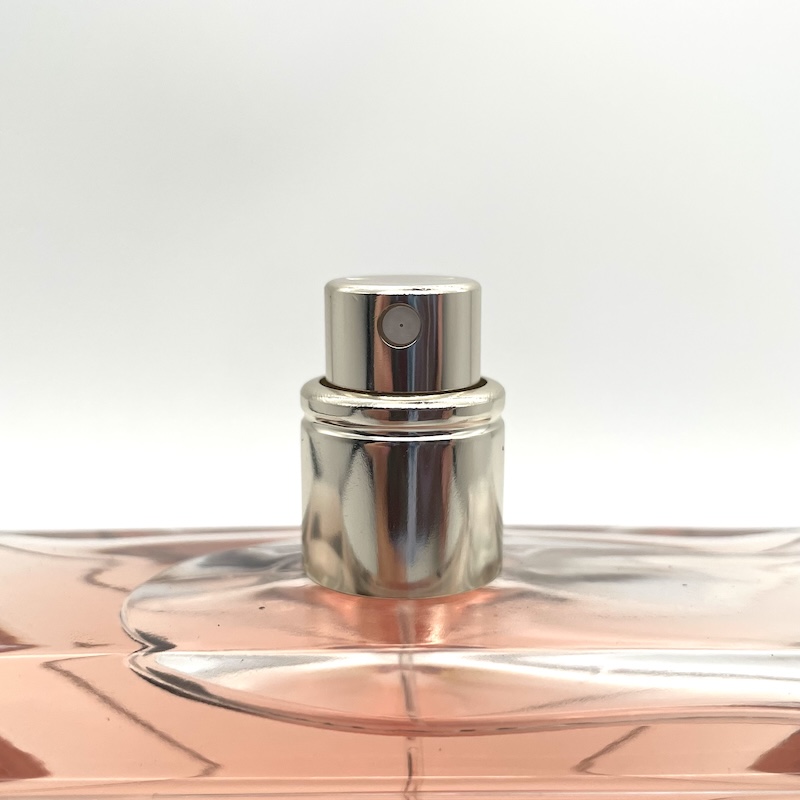 Prada (プラダ) Perfume — ​ノズルのクローズアップ​