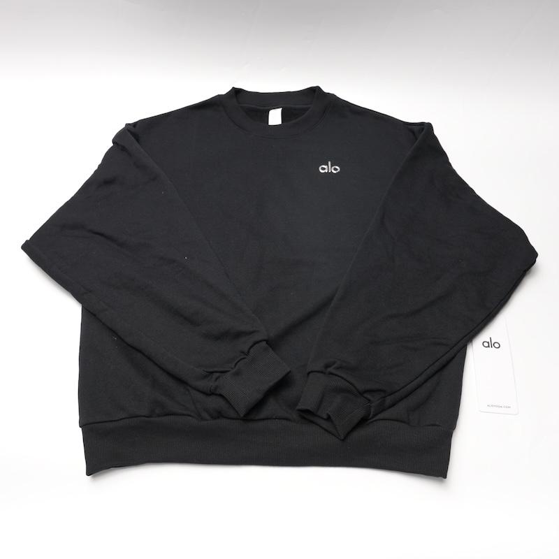 Alo Yoga (アロヨガ) Streetwear — 外側(正面)