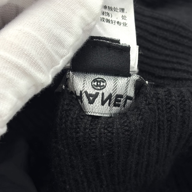 Chanel Hat — Inside Label (Back)