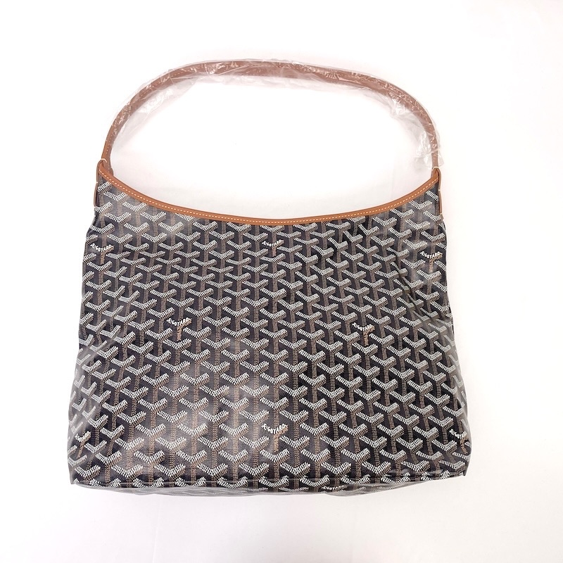 Goyard (ゴヤール) Beluga — 正面