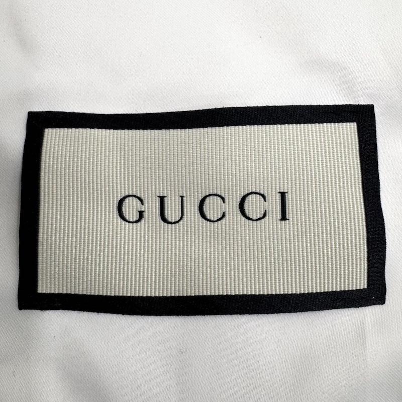 Gucci (グッチ) Sports Shoes — 防塵バッグの詳細