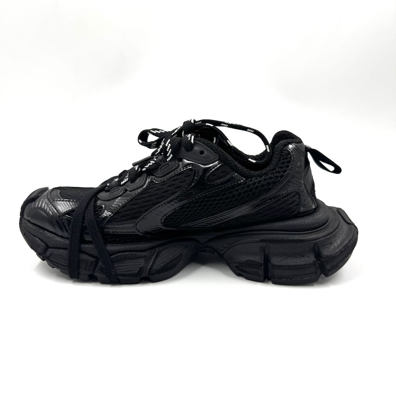 Balenciaga (バレンシアガ) Sports Shoes — 外部の内側(右)