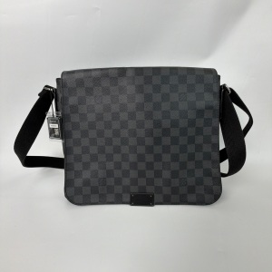 Louis Vuitton Louis Vuitton Damier Graphite Messenger PM