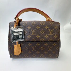 Louis Vuitton Louis Vuitton Monogram Montaigne BB