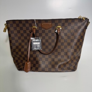 Louis Vuitton Louis Vuitton Damier Ebene Totally MM