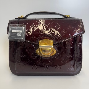 Louis Vuitton Louis Vuitton Monogram Vernis Bellevue PM Amarante