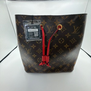 Louis Vuitton Louis Vuitton Monogram Neonoe MM Cerise