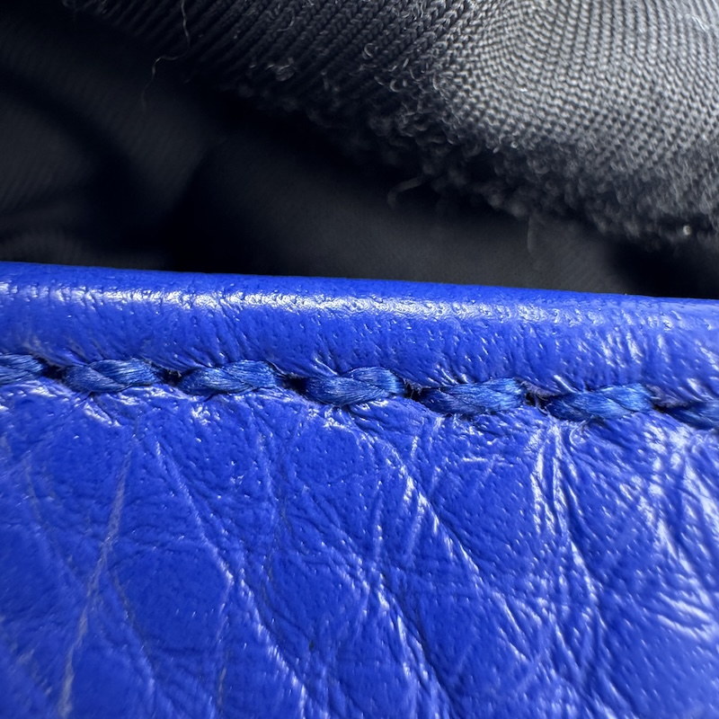 Ferragamo (フェラガモ) Handbags — ステッチ
