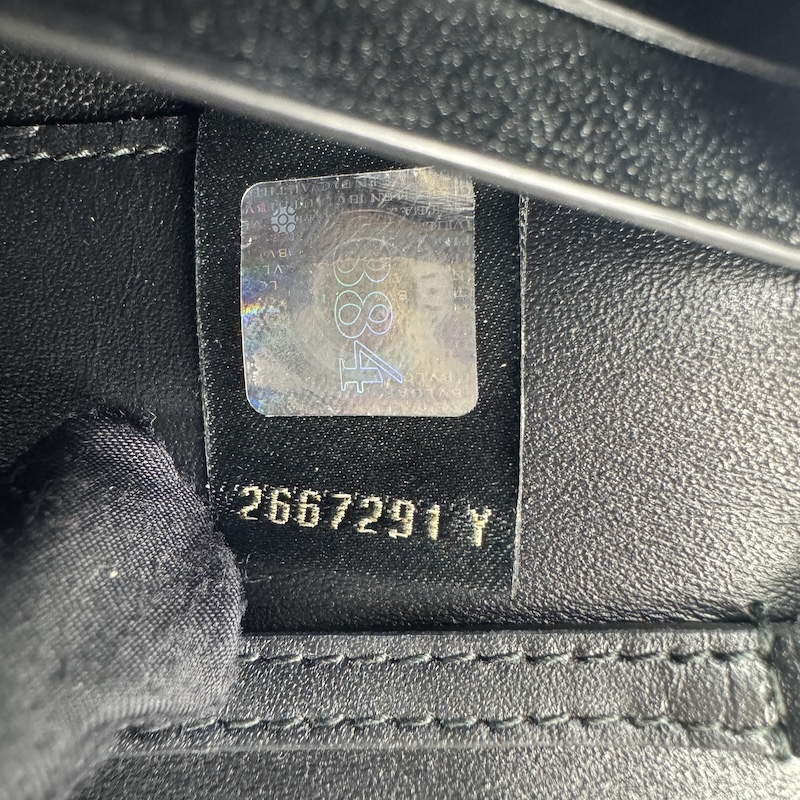 Bvlgari Wallets — Etykieta laserowa (przód)