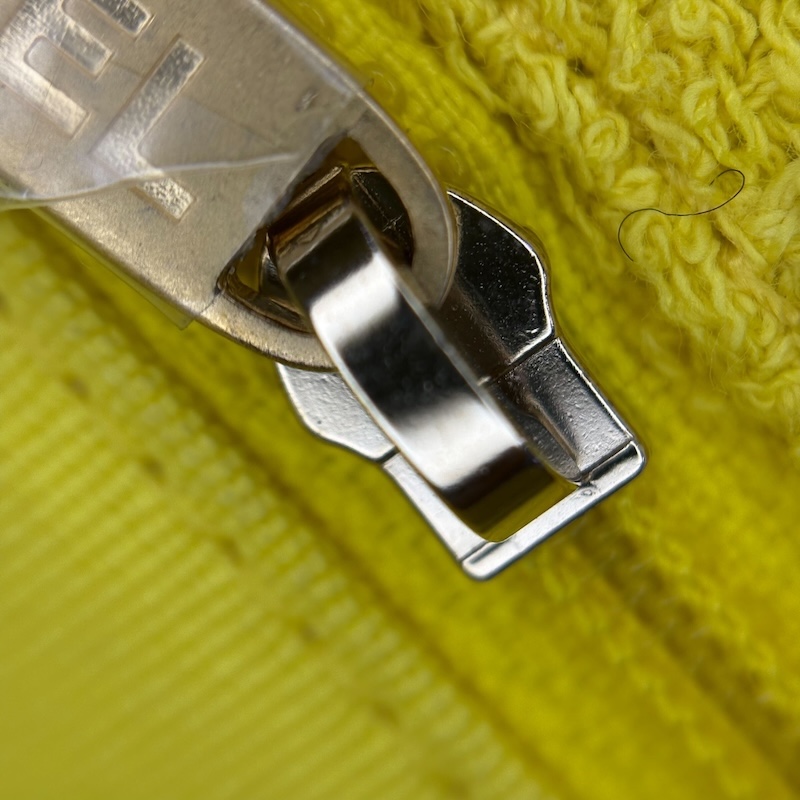 Chanel Chanel 19 — Zipper (Front)