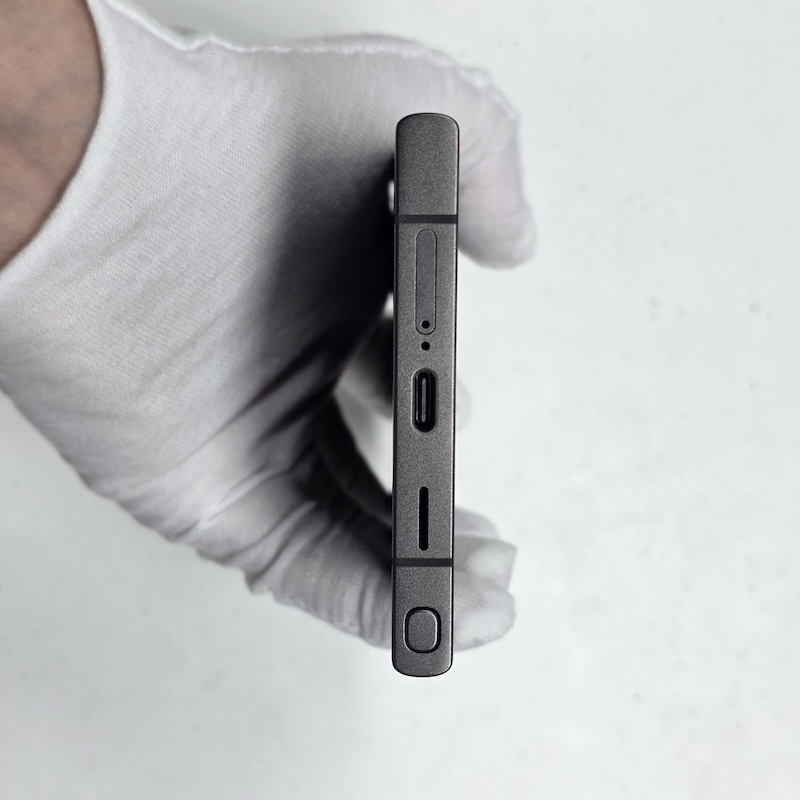 HUAWEI Smartphone (Opened) — Bottom Front of the Phone