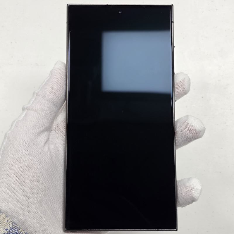 HUAWEI Smartphone (Opened) — Entire Front of the Phone