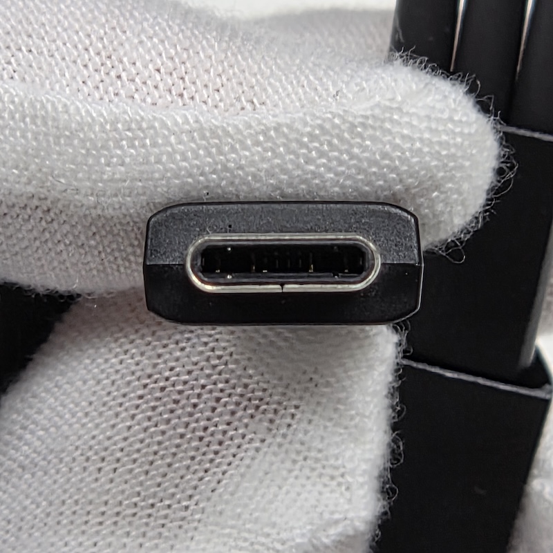 HUAWEI Smartphone (Opened) — Port 2 Structural Close-up
