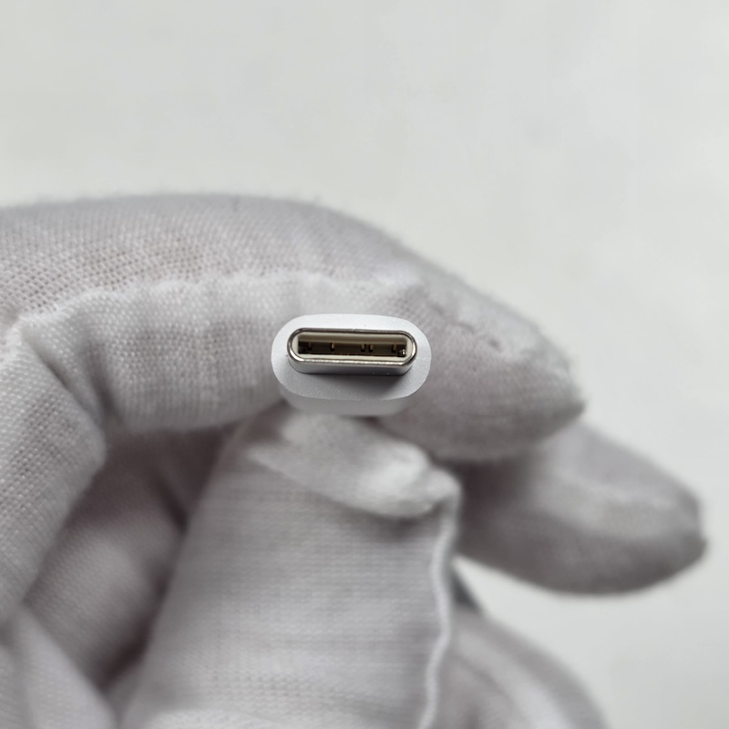 HUAWEI Tablet — Port 1 Structural Close-up