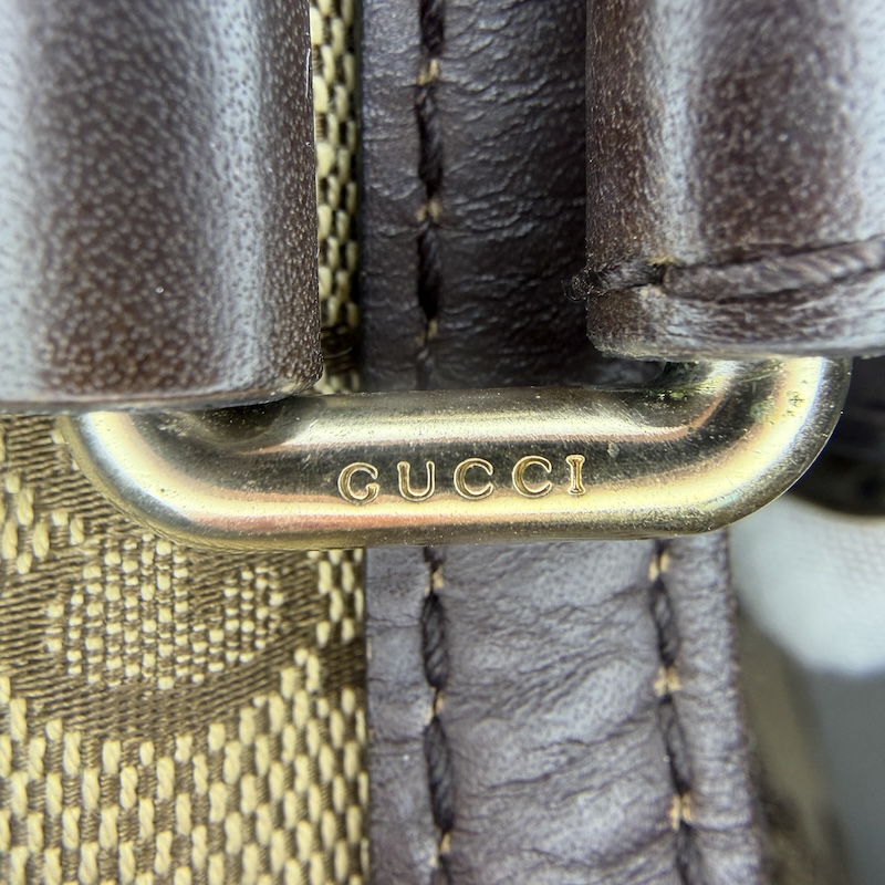 Gucci (グッチ) Vintage Web Boston — ハンドル留め金