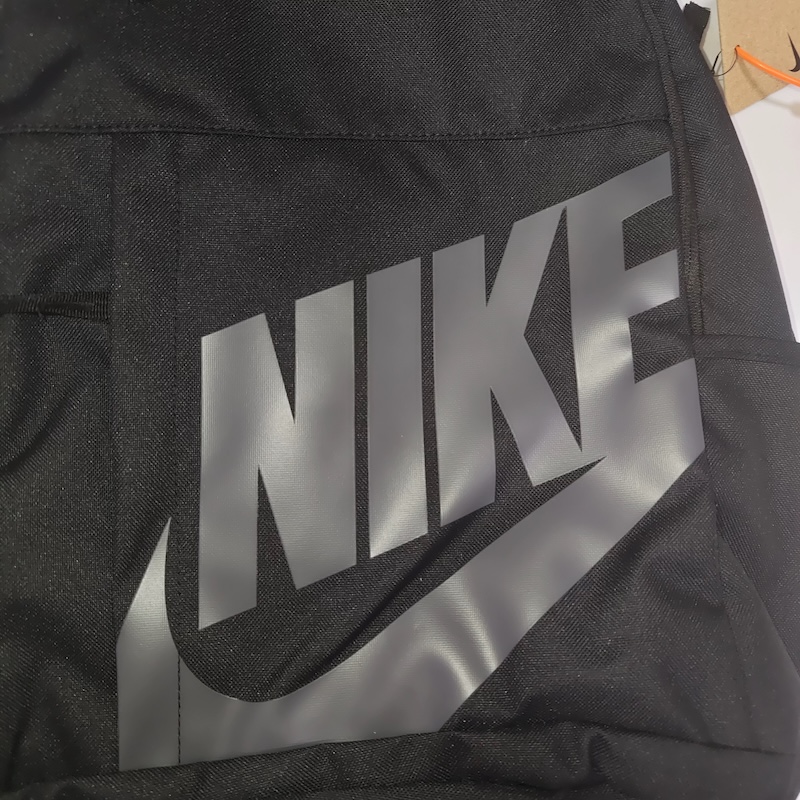 Nike Backpacks — Logo marki