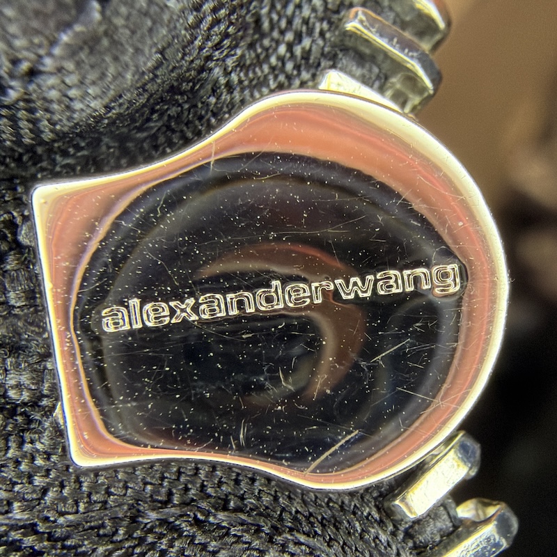Alexander Wang (アレキサンダー・ワン) Handbags — ファスナー(裏)