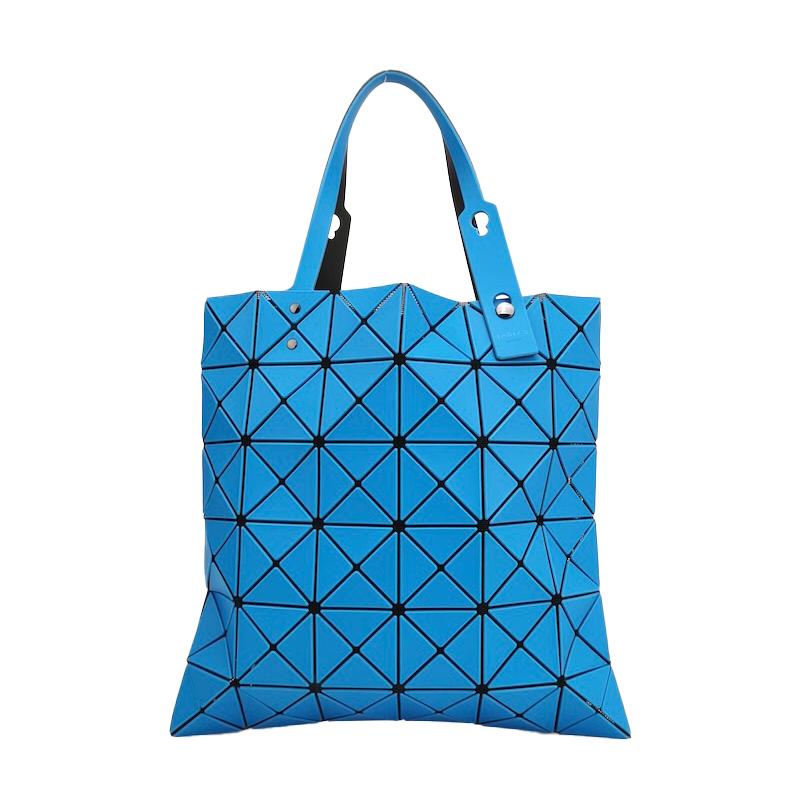 Issey Miyake (三宅一生) Handbags — 全体像
