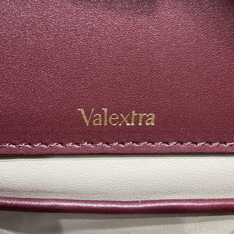 Valextra Handbags — Brand Logo