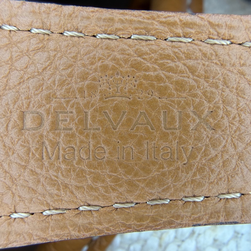Delvaux (デルヴォー) Handbags — ストラップの刻印