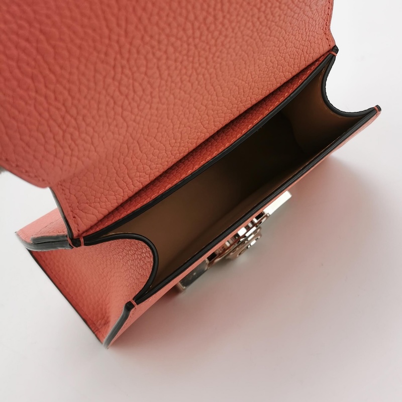 MOYNAT (モワナ) Handbags — 開口部アップ