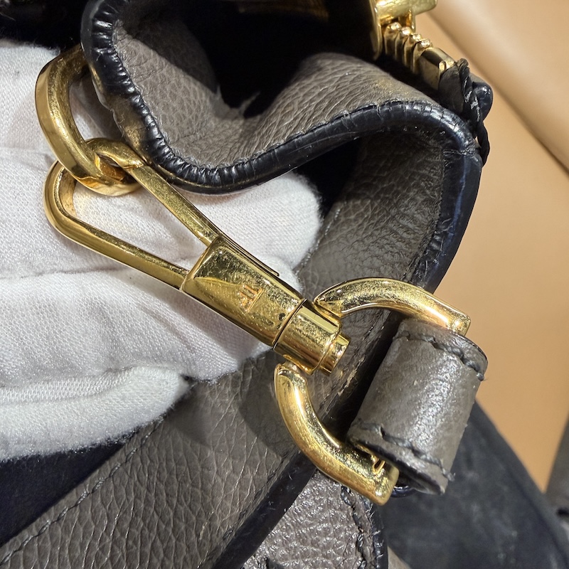 Tom Ford Handbags — Strap Buckle