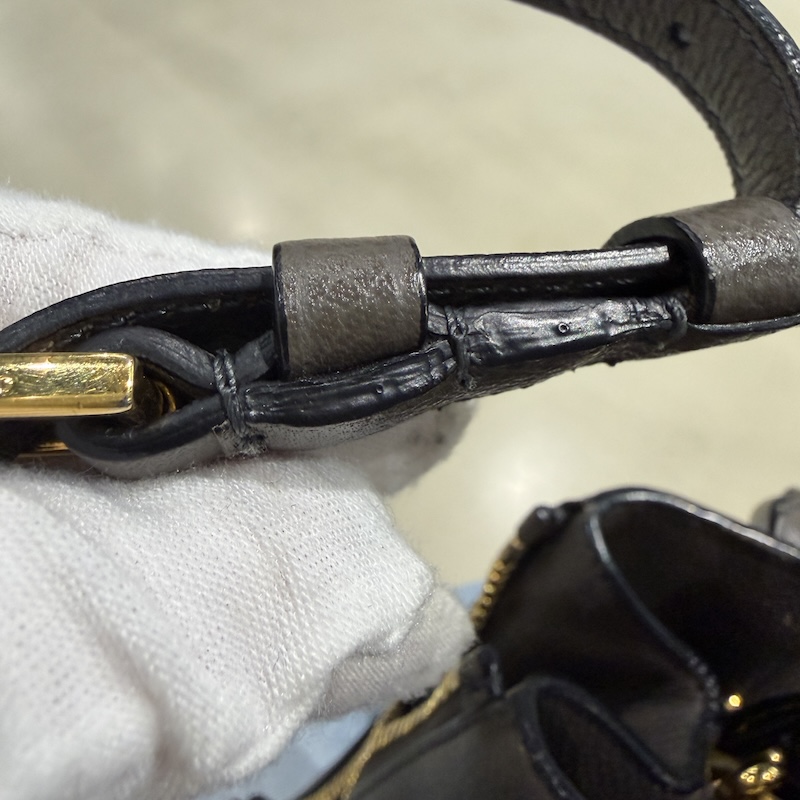 Tom Ford Handbags — Strap Edge Paint